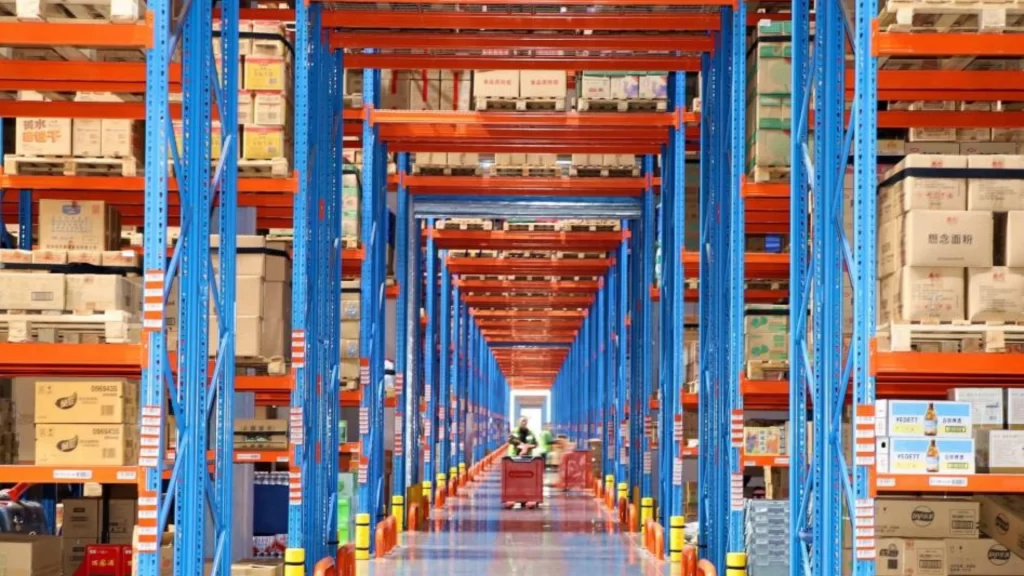 Automated logistics network featuring unmanned delivery vehicles and drones accelerating China's express delivery growth.