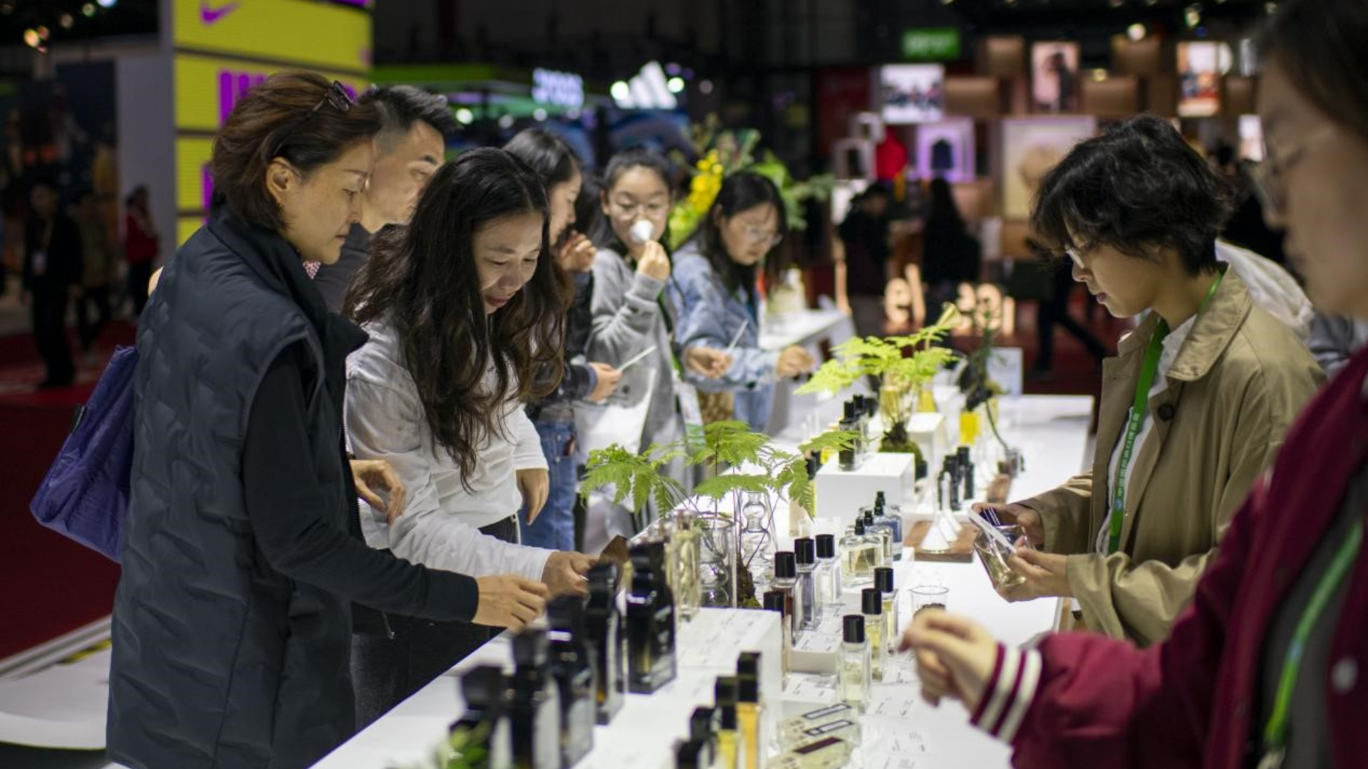 Graph showing the virtuous cycle of China's opening up, economic reform, and global market integration.