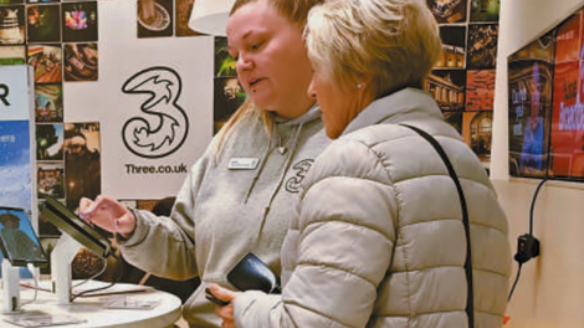 Chinese smartphones and imaging accessories gaining popularity through high-end innovation and localized design in Europe.