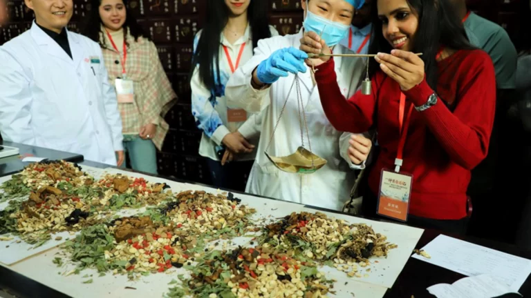 Global travelers embrace Chinese lifestyle through traditional Hanfu, local cuisine, and authentic cultural immersion.