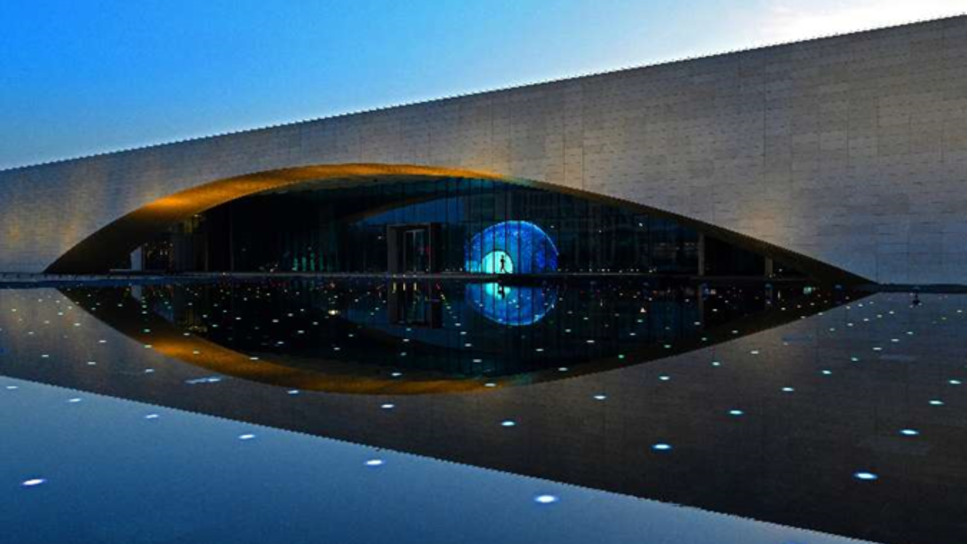 The Xiong'an Urban Computing Center, a green "city brain," powers integrated digital infrastructure and governance.