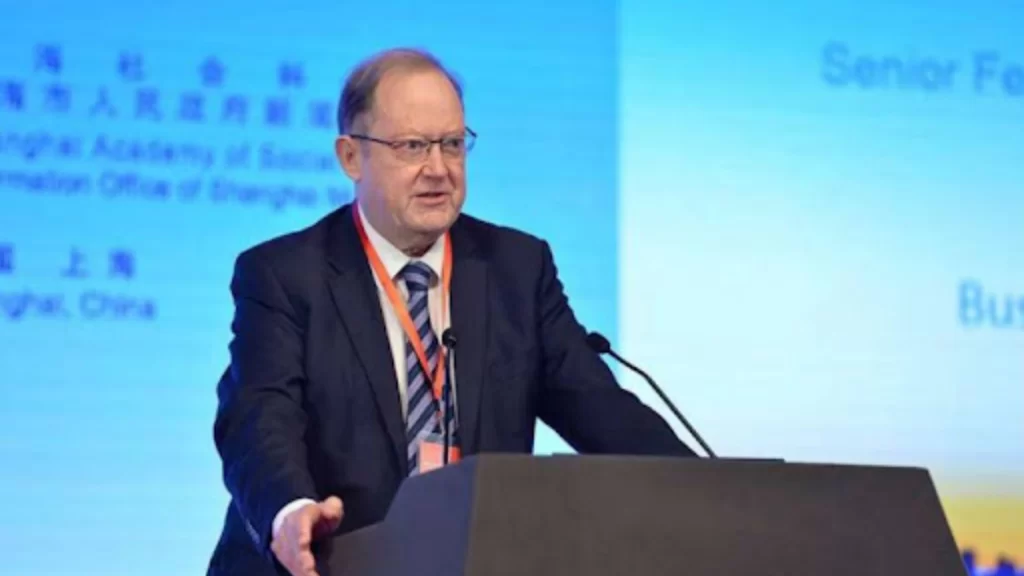 British economist John Ross highlights China's high-standard opening up as a global development model.