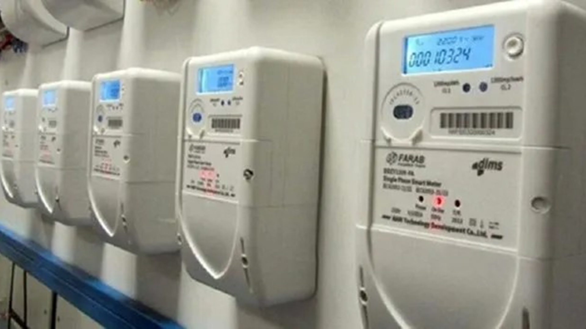 A Nigerian consumer looks at an electricity bill, highlighting the 5.19 million customer metering gap.