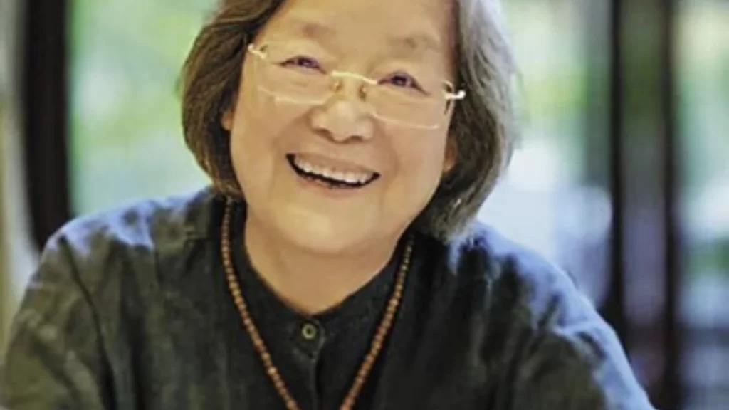 Award-winning Chinese illustrator Cai Gao creates vibrant, culturally rich children's book art.