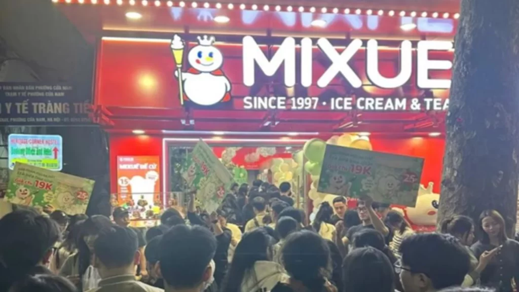 Chinese tea brands expand globally, promoting tea culture through innovation, service, and localization.