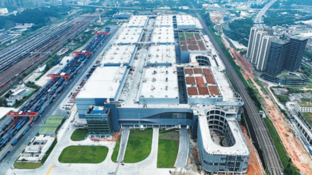 Pinghunan Integrated Logistics Hub with smart warehouses built above an active railway line.