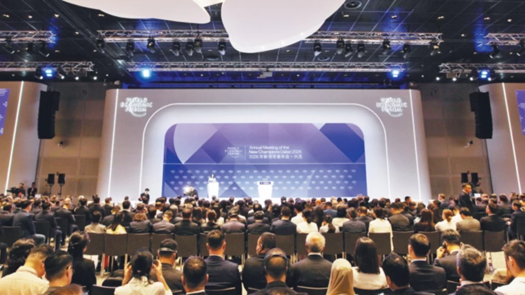 Summer Davos forum in Dalian highlights China's innovation, technology cooperation, and global economic growth.